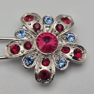 ✨2/$10✨ Rhinestone Flower Brooch Pin Pink & Blue Crystal Blossom